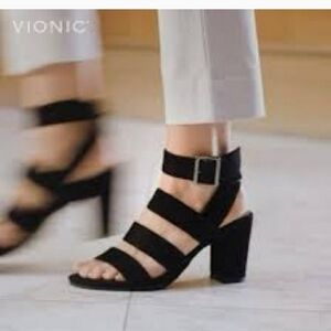Vionic Black Suede Strappy Stacked Block Heel Blaire Sandals Heels New 6 6.5